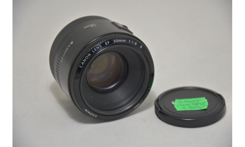 K 14075 CANON LENS EF 50 / 1,8 II.