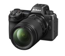 Nikon Z6 III + 24-200mm - obrázek